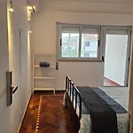Guest house Carcarooms Carcavelos (Lisbon)