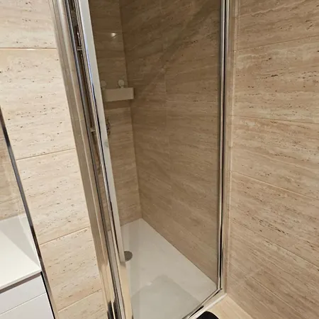 Gasthof Carcarooms Carcavelos (Lisbon)