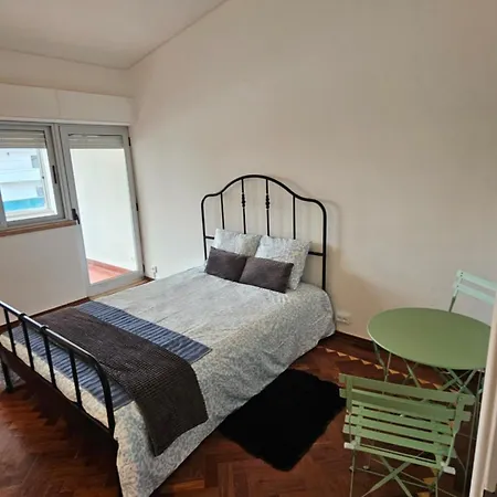 Carcarooms Guest house