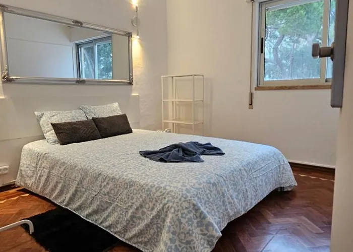 Carcarooms Πανσιόν Carcavelos (Lisbon)
